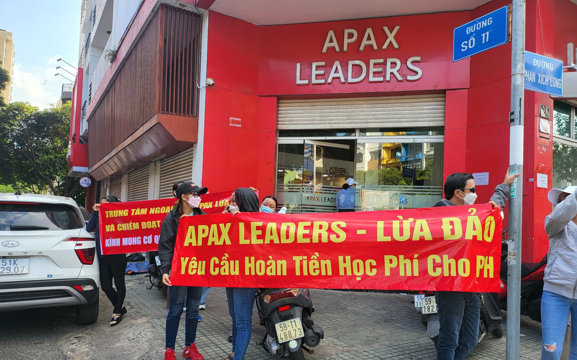 Vụ Apax Leaders bị tố "bùng" học phí: Sở GDĐT TP.HCM đã chuyển hồ sơ cho công an