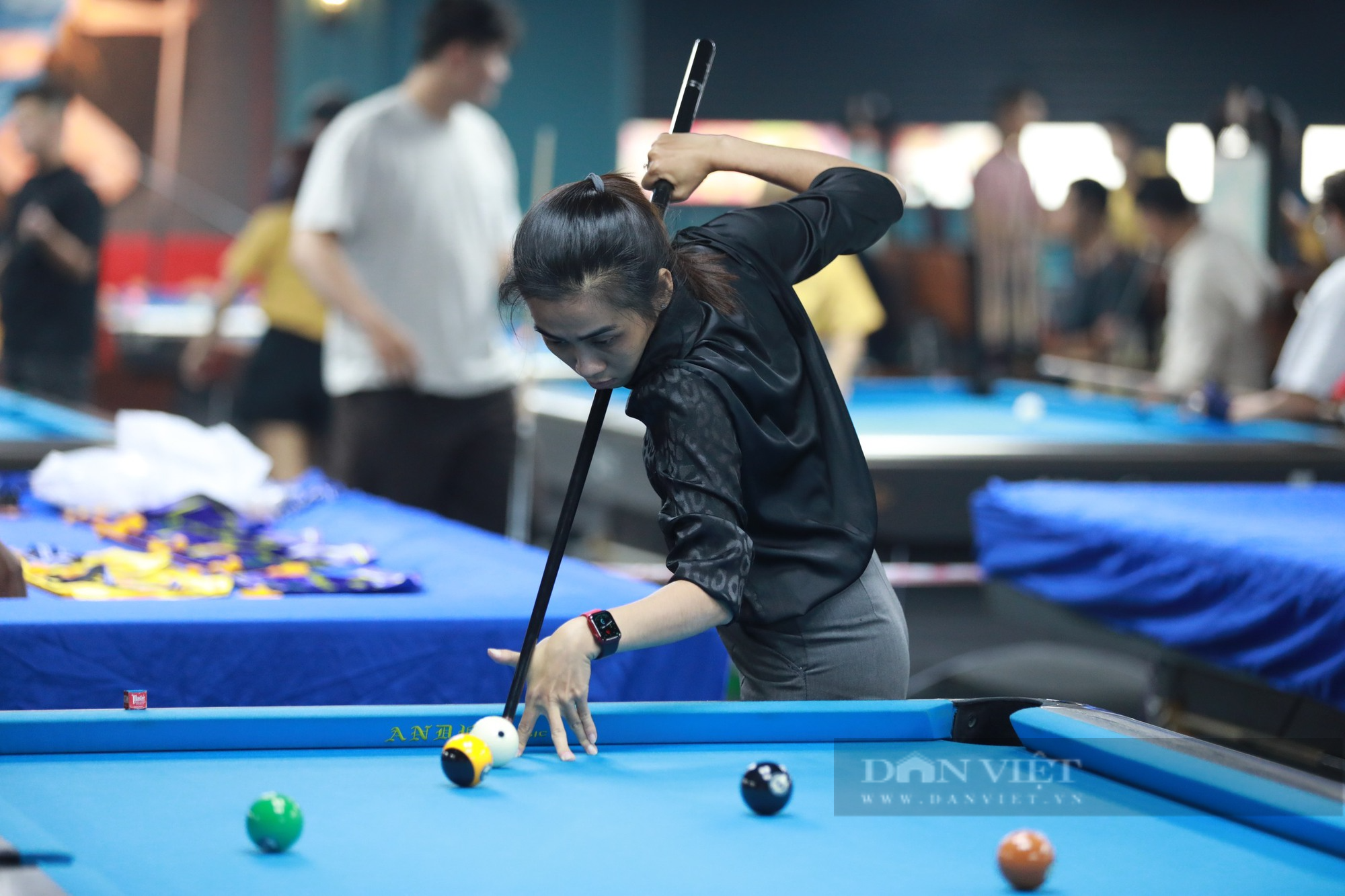 Gần 600 VĐV tranh tài giải Billiards & Snooker A1 TP.HCM 2023 - Ảnh 1.