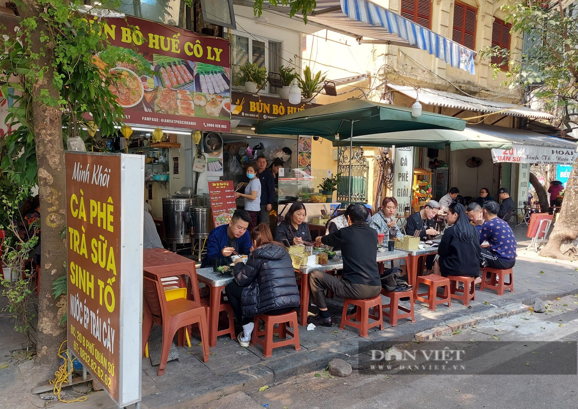 Hoàn Kiếm (Hà Nội): Rầm rộ ra quân giành lại vỉa hè liệu có đi theo &quot;vết xe đổ&quot; - Ảnh 3.