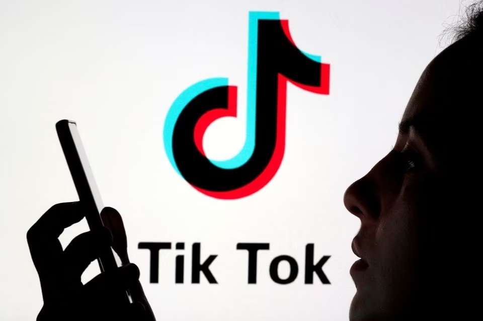 Chính phủ Canada cấm cửa TikTok - Ảnh 1.