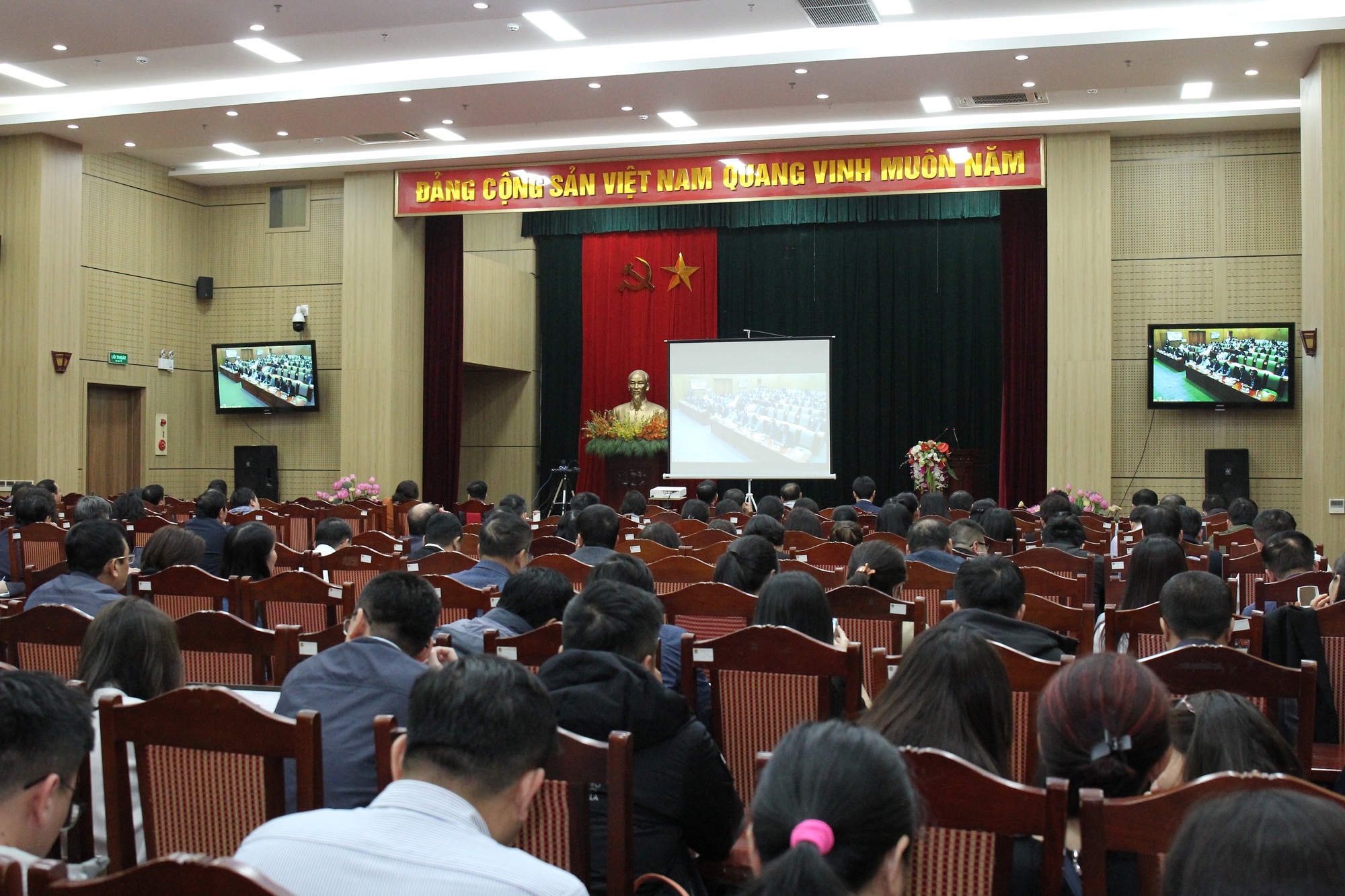 Trung ương Hội Nông dân Việt Nam tham gia nghiên cứu học tập, quán triệt cuốn sách của Tổng Bí thư  - Ảnh 3.
