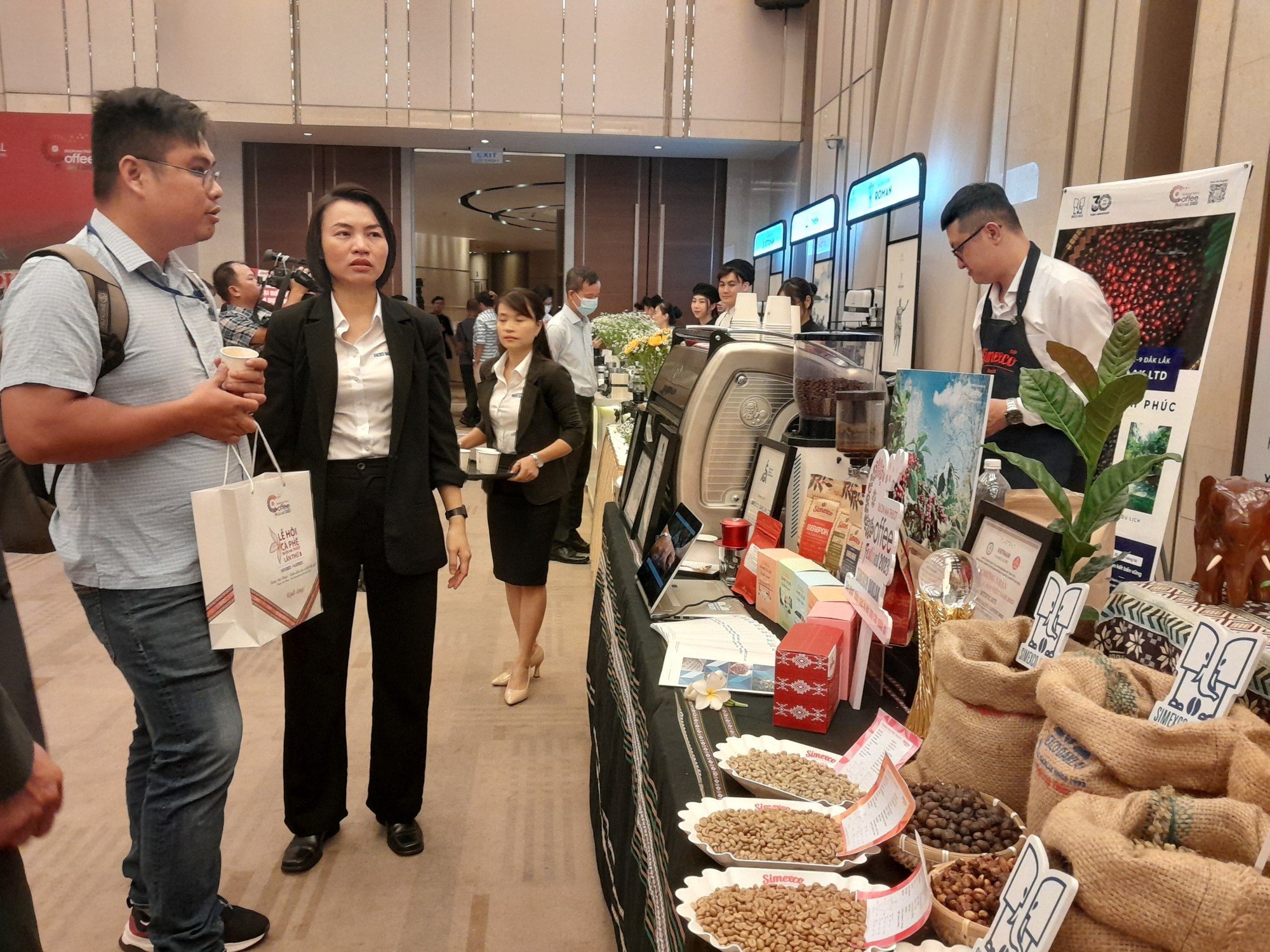 Lễ hội cà phê Buôn Ma Thuột, Hoa hậu H'Hen Niê làm đại sứ truyền thông - Ảnh 5.