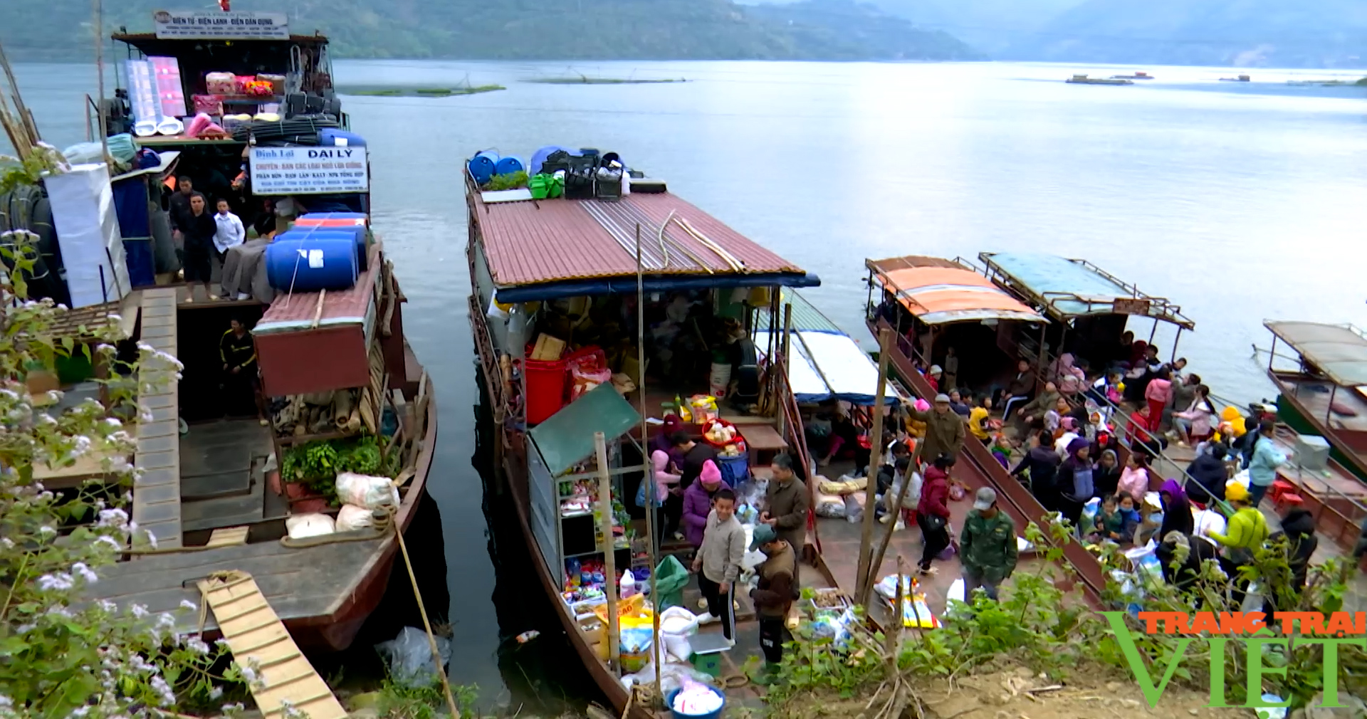Đặc sắc chợ phiên Sông Đà, nét văn hóa vùng hồ thủy điện Hòa Bình - Ảnh 6.