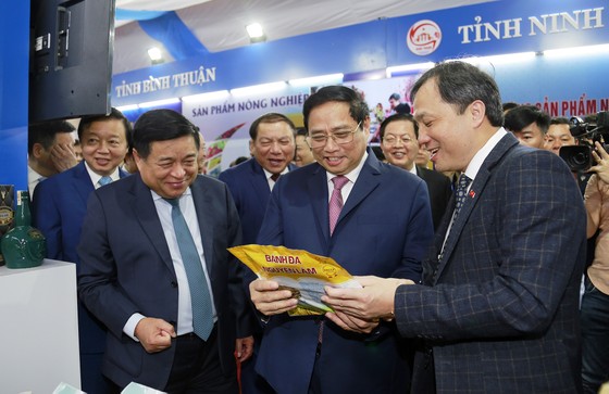 Thủ tướng Phạm Minh Chính: Vì sao miền Trung là &quot;mặt tiền&quot; biển của cả nước nhưng chưa phát triển? - Ảnh 3.