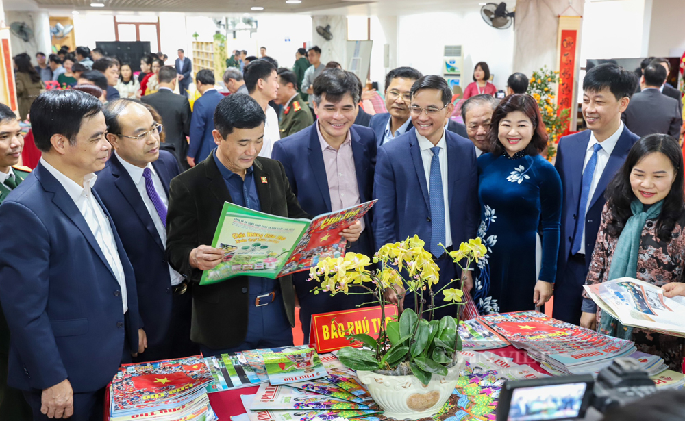 Báo chí đổi mới, đa dạng, hài hòa hình thức, nội dung phục vụ bạn đọc - Ảnh 5.