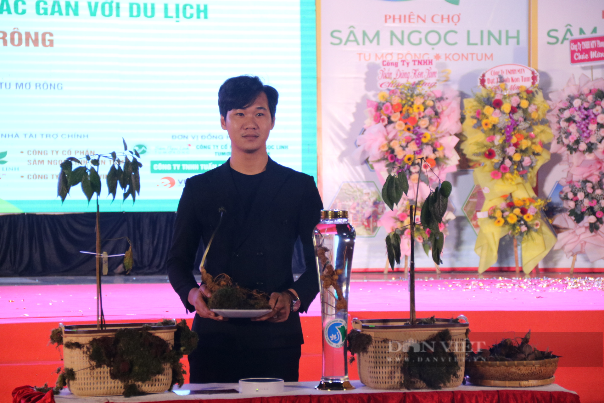 Củ sâm Ngọc Linh hơn 20 năm tuổi Kon Tum bán với giá 250 triệu đồng - Ảnh 4.