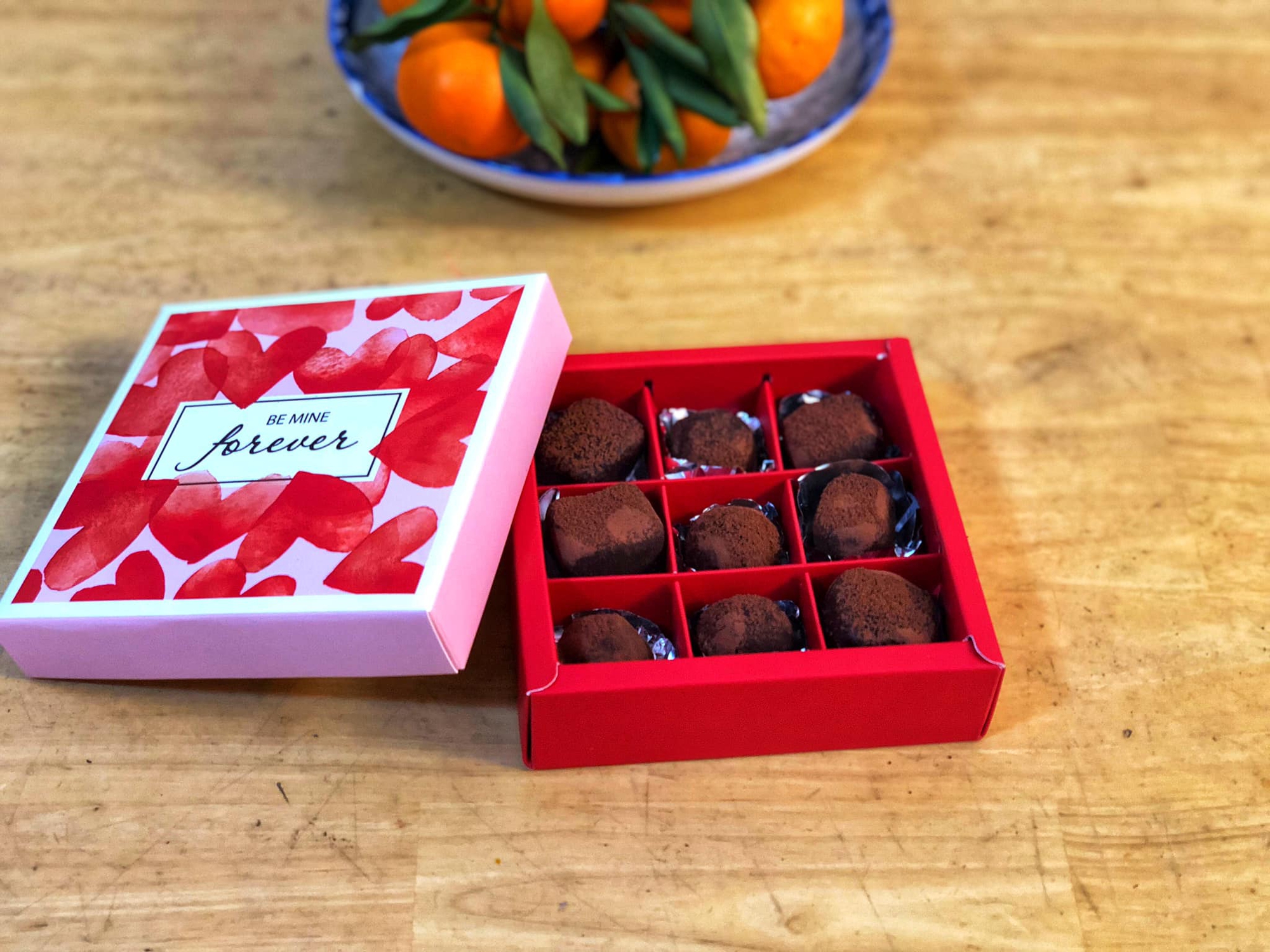 Mách bạn cách làm Chocolate cho ngày Valentine ngọt ngào - Ảnh 1.