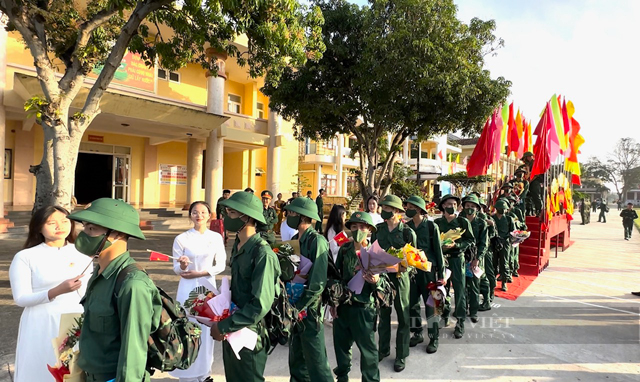 Thanh niên quê hương “Hải đội hùng binh Hoàng Sa” Quảng Ngãi tiếp nối tinh thần cha ông - Ảnh 4.