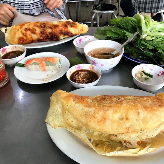 Sài Gòn: Quán vỉa hè hút du khách nước ngoài, có nơi được đầu bếp nổi tiếng thế giới đặt tên - Ảnh 5.