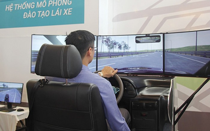 Thi giấy phép lái xe ô tô: Bộ trưởng Nguyễn Văn Thắng đề nghị đưa thêm học thực hành trên đường cao tốc