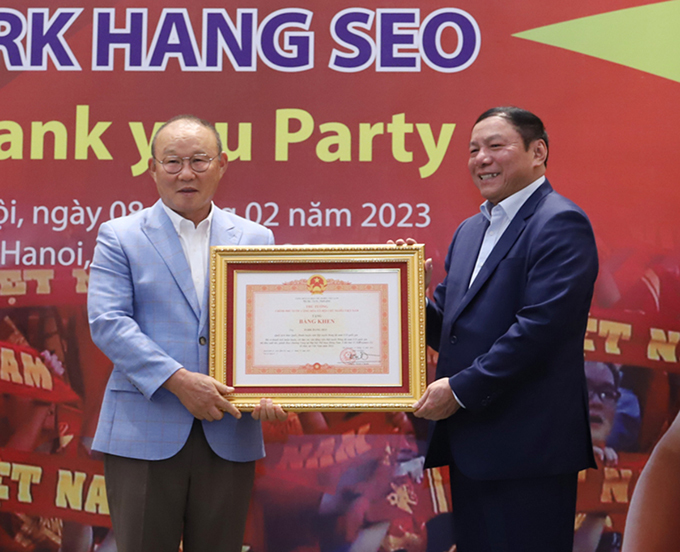 HLV Park Hang-seo nhận tin vui trong ngày chia tay ĐT Việt Nam - Ảnh 1.