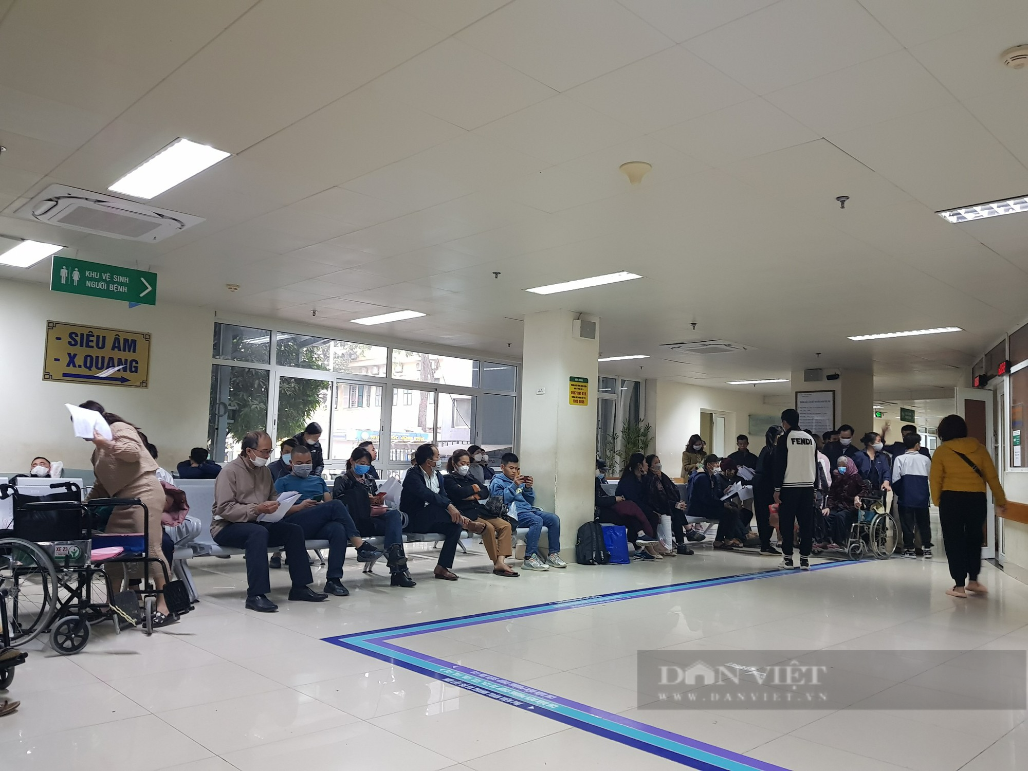 Bệnh viện Việt Đức ngày đầu hoãn mổ phiên: Cả bệnh nhân và bác sĩ đều khổ tâm - Ảnh 2.