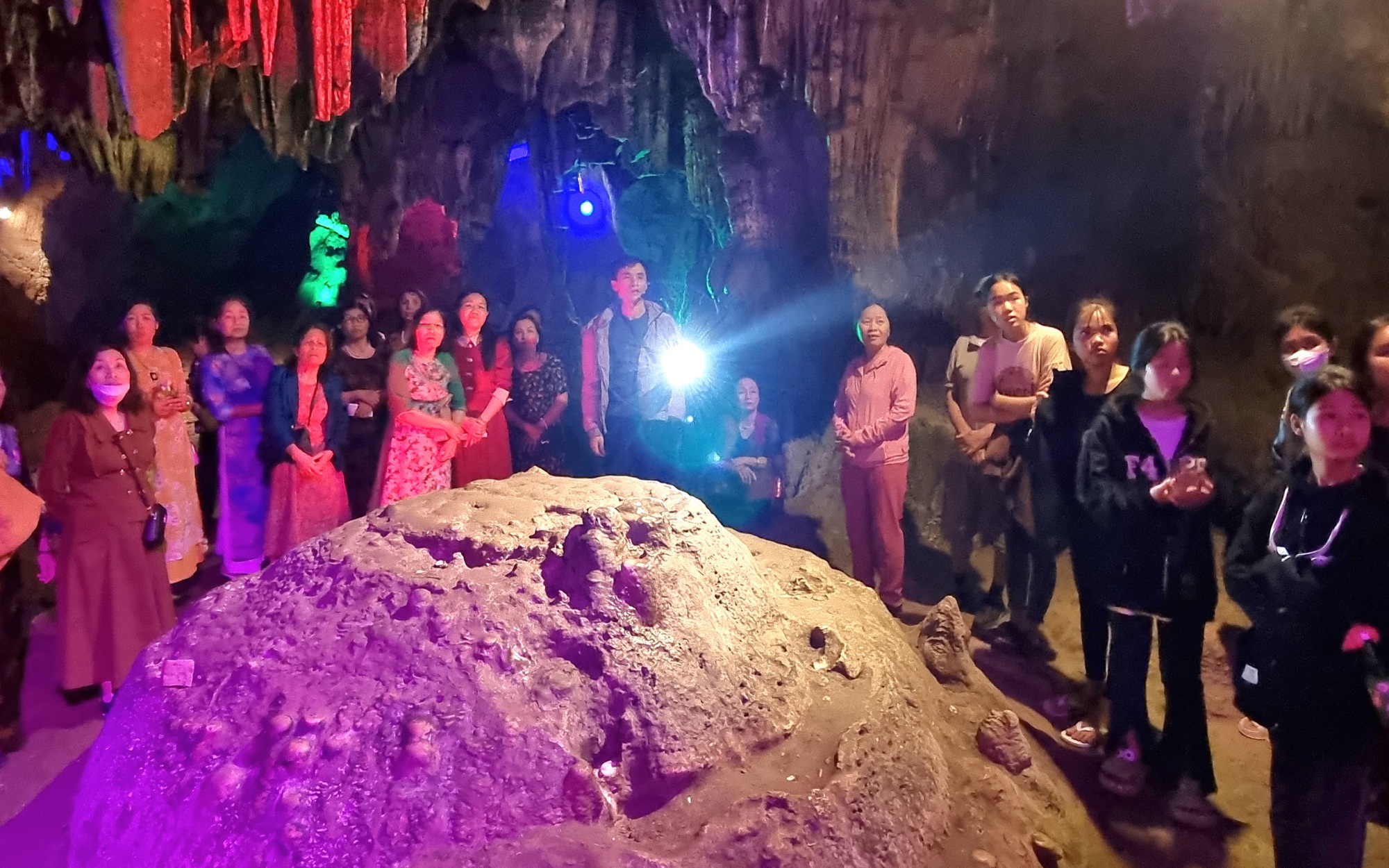 Ly kỳ chuyện Từ Thức gặp tiên trong hang động Bích Đào ở Thanh Hóa, từ tín ngưỡng đến thắng cảnh du lịch