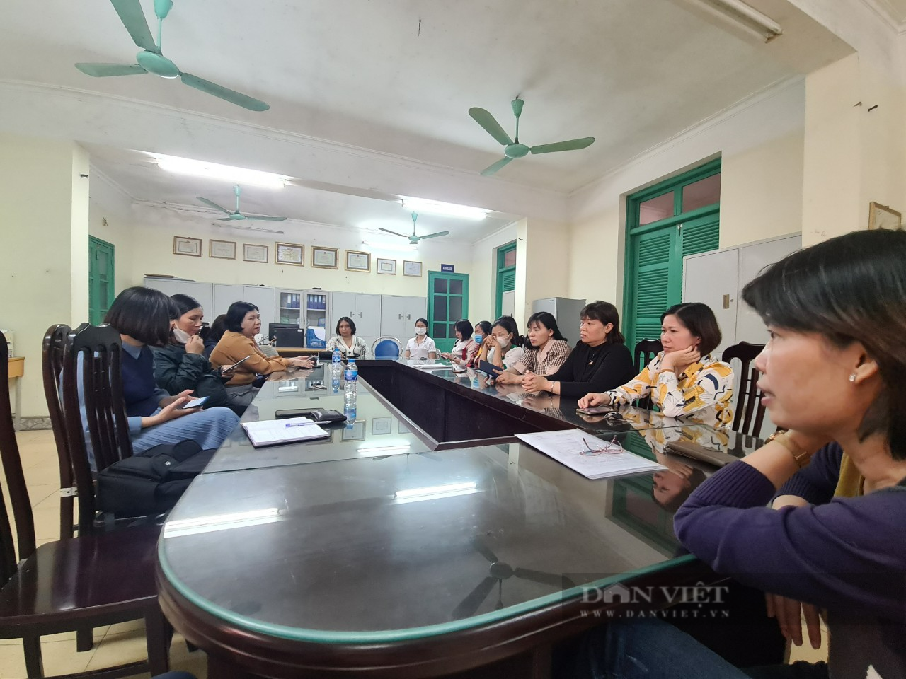 Trường CĐ Công nghiệp Dệt – May Nam Định 2 năm chưa trả lương, 40 tháng chưa đóng BHXH, hàng trăm giáo viên kêu cứu - Ảnh 3.