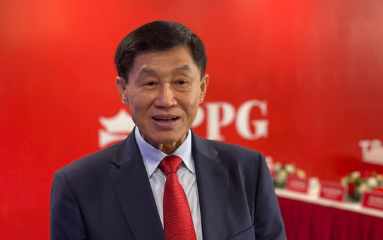 Tỷ phú Johnathan Hạnh Nguyễn đề xuất quận 1 có khu mua sắm hàng hiệu miễn thuế như Singapore