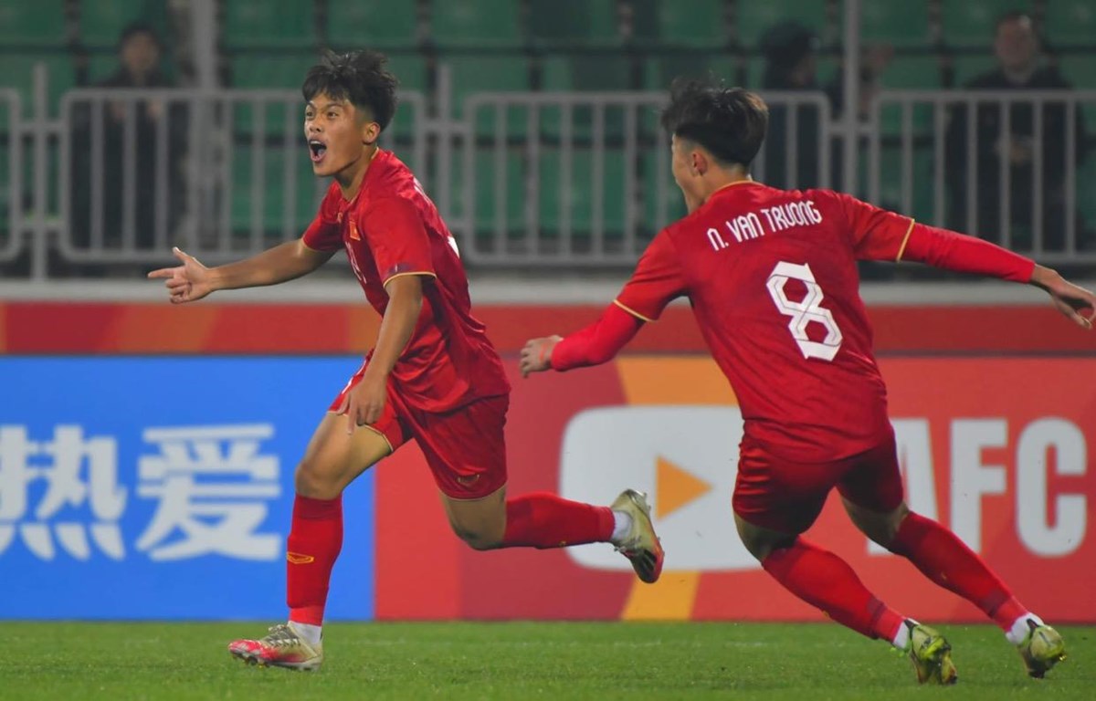 Bàn thắng của Nguyễn Quốc Việt đi vào lịch sử giải U20 châu Á - Ảnh 1.