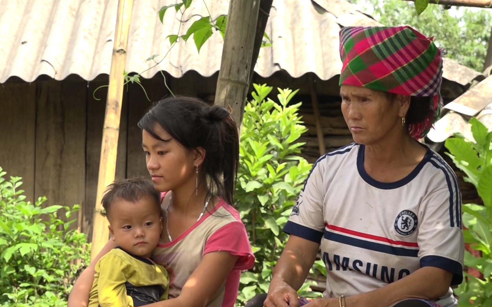 Gian nan con đường giảm nghèo ở Tả Lèng của Lai Châu, đang gỡ dần chuyện "vợ chồng trẻ con"