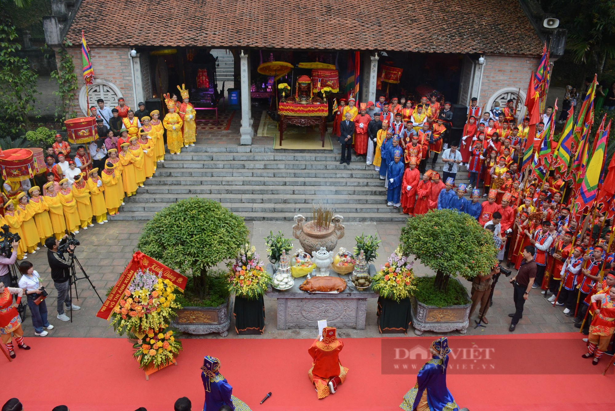 Lễ hội đền Bà Triệu năm 2023 và đón nhận Di sản văn hóa phi vật thể quốc gia - Ảnh 2.