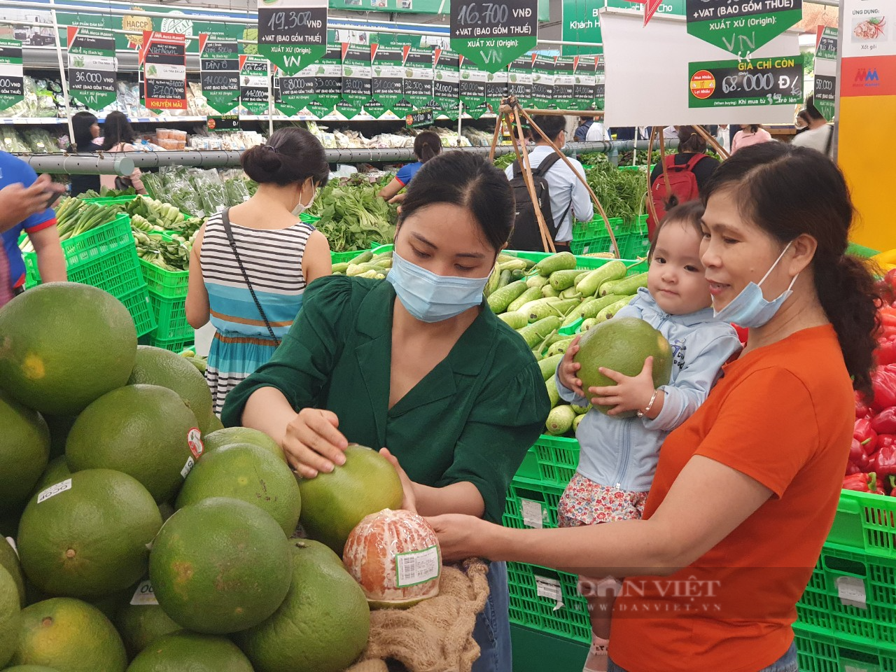 “Ông lớn” bán lẻ tại TP.HCM lùng tìm đặc sản, hàng OCOP miền Tây - Ảnh 3.