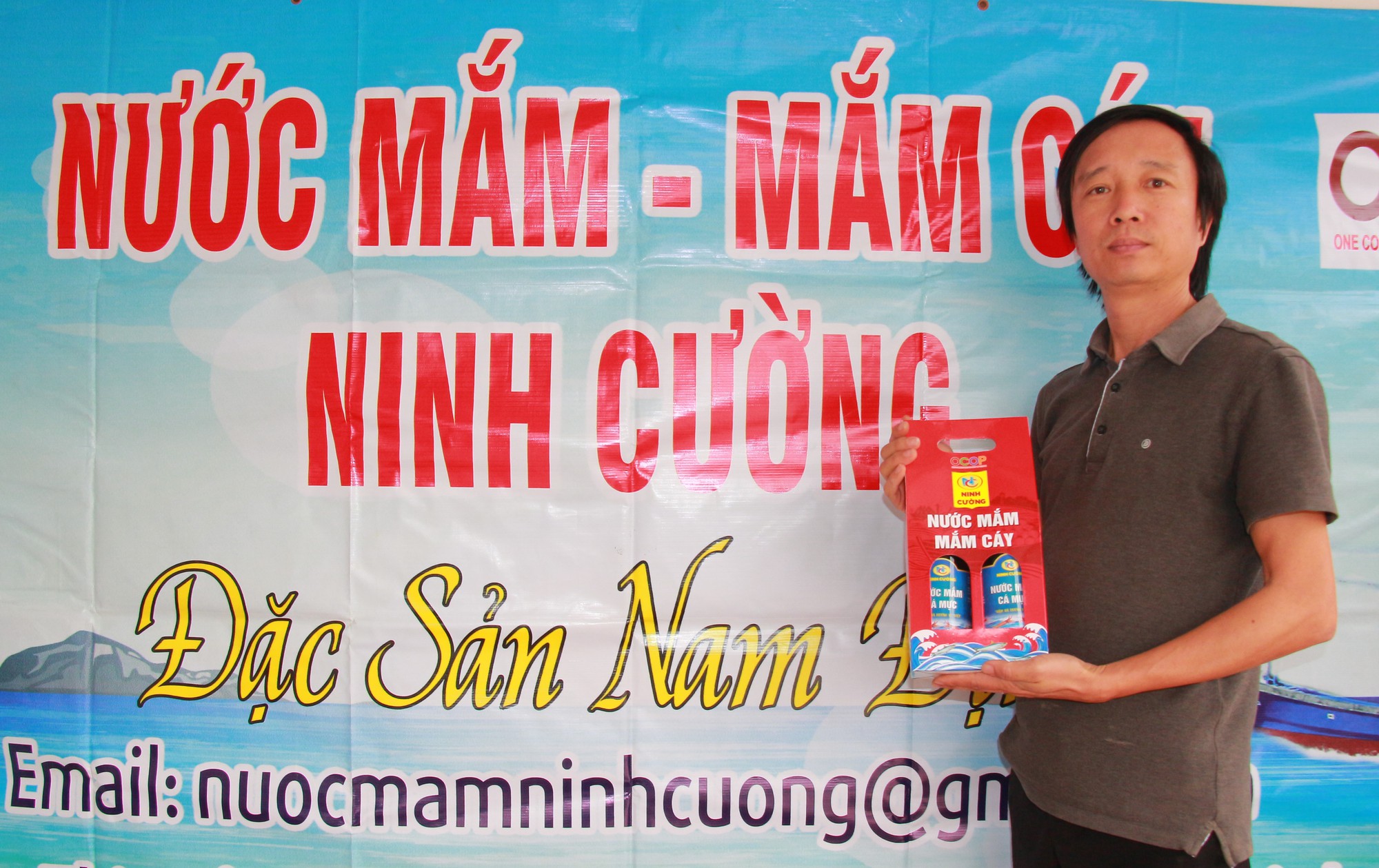 Sản xuất theo bí quyết “độc lạ”, nước mắm Ninh Cường không phải lo đầu ra - Ảnh 1.