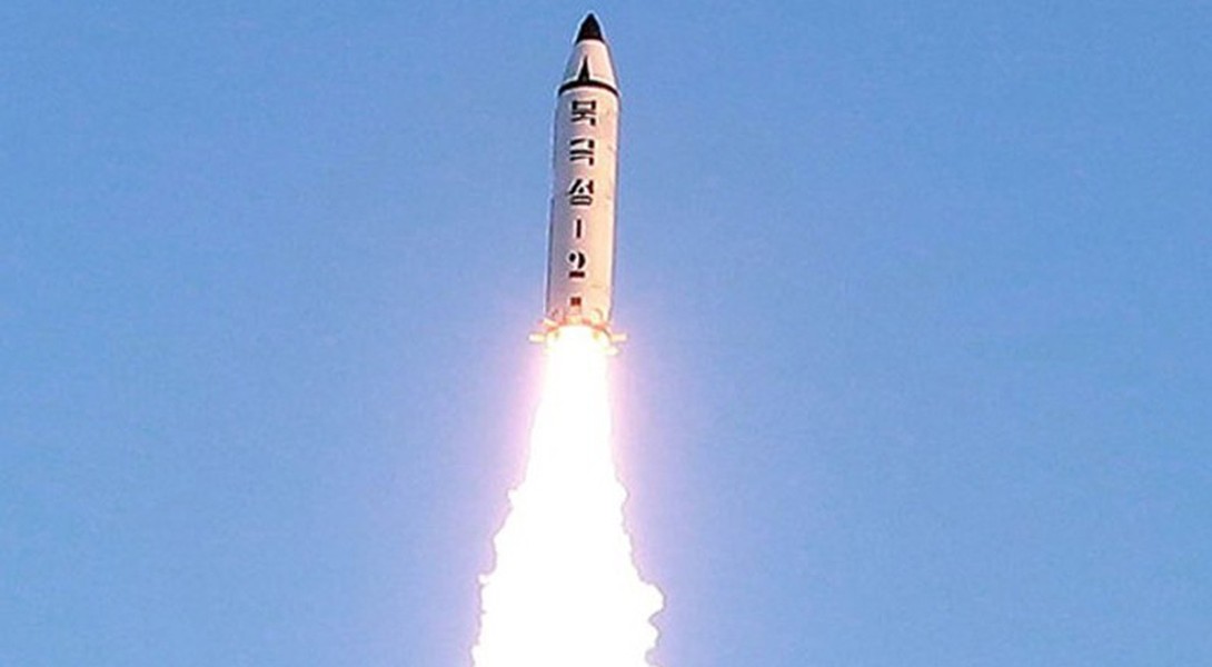 Loại tên lửa hạt nhân đáng sợ phóng từ tàu ngầm của Triều Tiên - Ảnh 11.