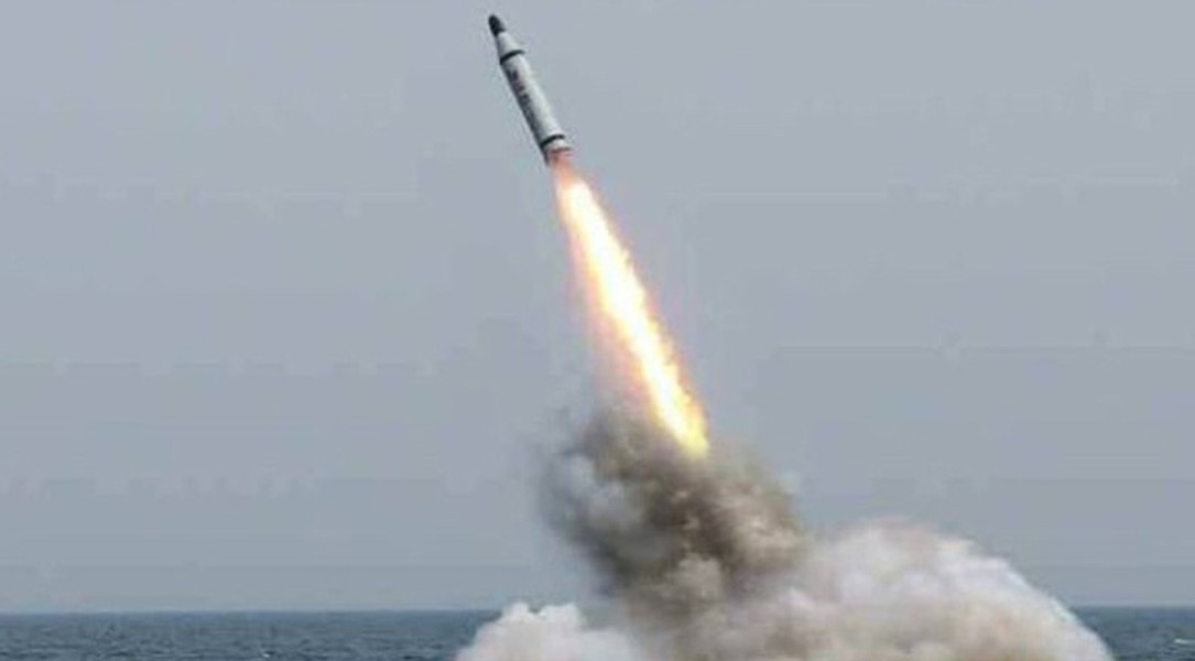 Loại tên lửa hạt nhân đáng sợ phóng từ tàu ngầm của Triều Tiên - Ảnh 12.