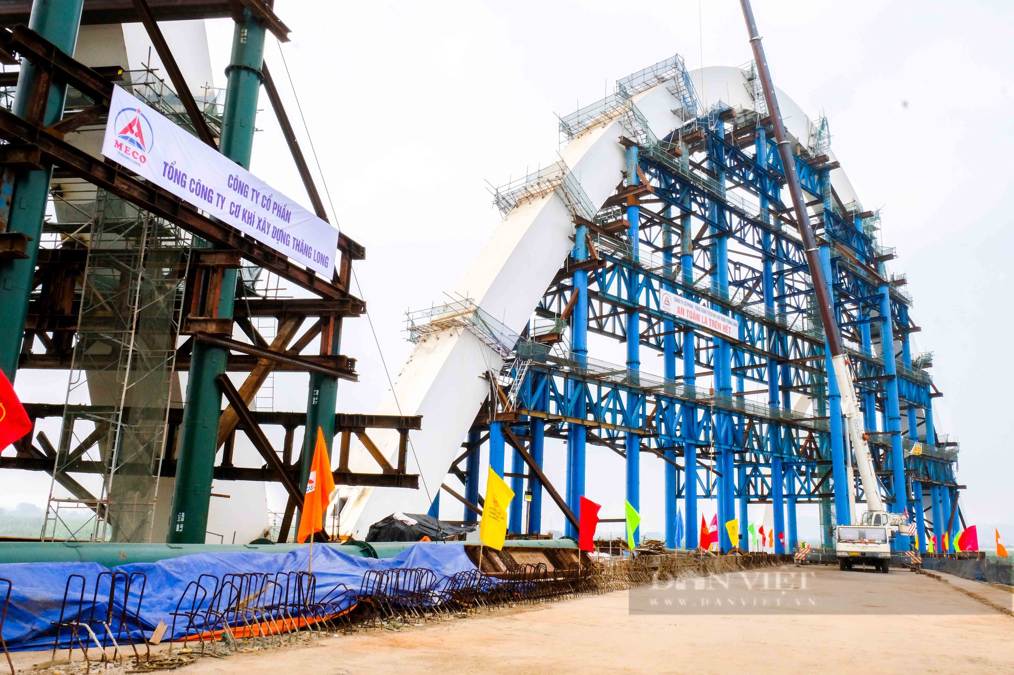 Cầu vòm thép cao nhất Việt Nam sắp được hoàn thành tại Bắc Ninh - Ảnh 6.