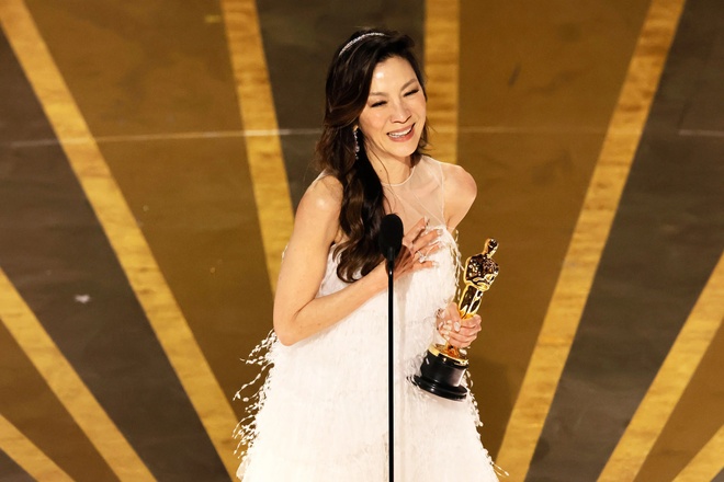 Thành công của Dương Tử Quỳnh tại Oscar 2023 và bất bình đẳng giới tại Hollywood - Ảnh 1.
