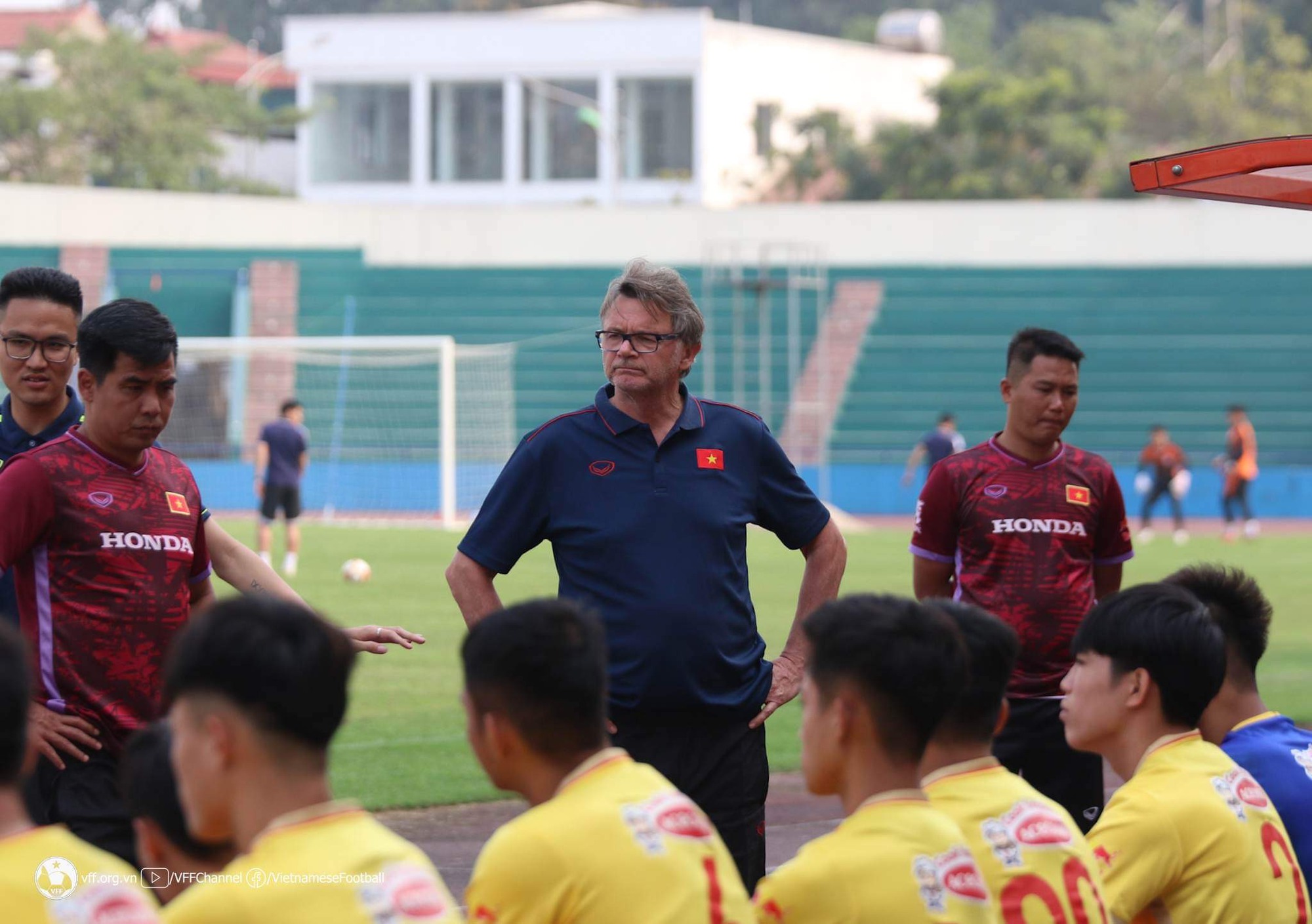 HLV Philippe Troussier có chiến thắng đầu tay cùng U23 Việt Nam - Ảnh 6.