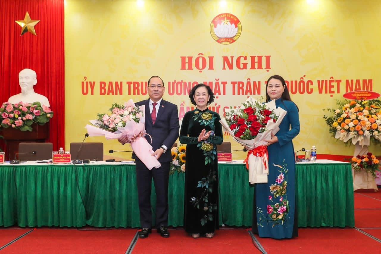 Bà Nguyễn Thị Thu Hà trở thành nữ Phó Chủ tịch - Tổng Thư ký đầu tiên của Ủy ban Trung ương MTTQVN  - Ảnh 3.
