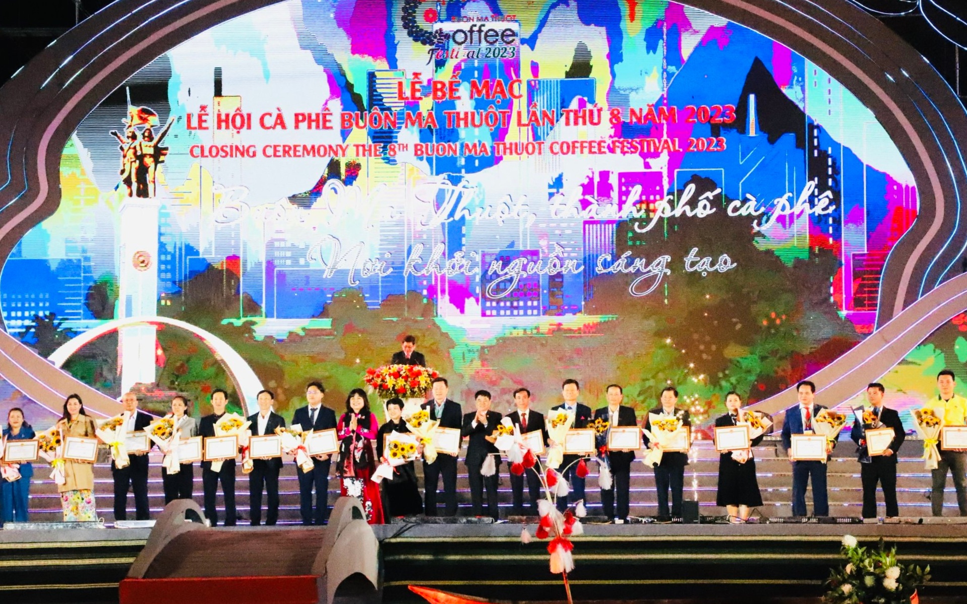 Agribank tự hào 8 lần tài trợ lễ hội cà phê Buôn Ma Thuột  - Ảnh 3.