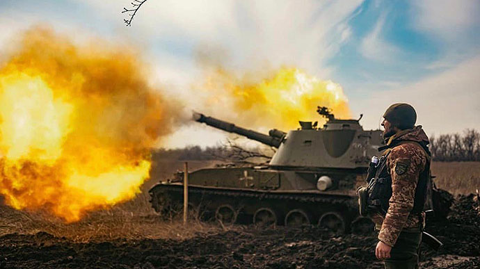 Ukraine tuyên bố đẩy lùi hơn 90 cuộc tấn công tiêu diệt gần 1.000 binh sĩ Nga trong 24 giờ qua - Ảnh 1.
