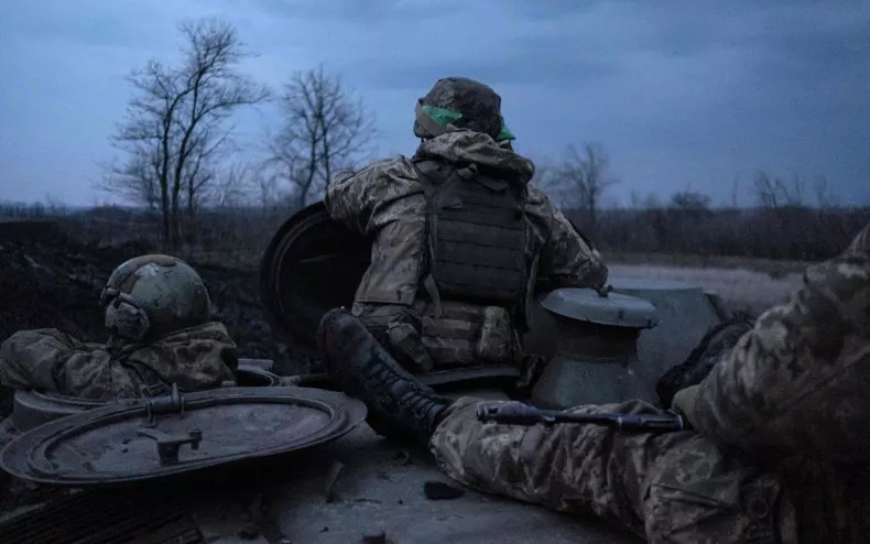 Moscow cảnh báo hàng trăm binh sĩ Ukraine có thể lâm vào 'thảm cảnh' mắc kẹt dưới đường hầm ở Bakhmut