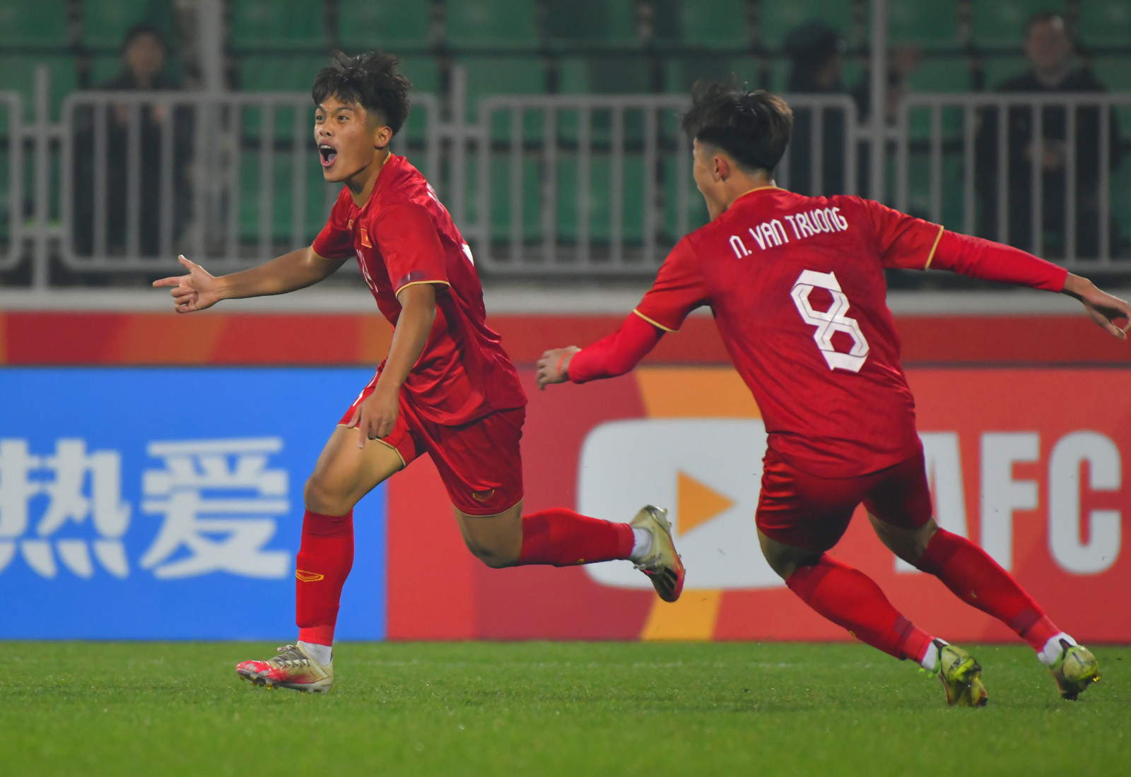 &quot;Sao mai U20&quot; vắng mặt trận đấu của U23 Việt Nam vì lý do... khó đỡ - Ảnh 1.