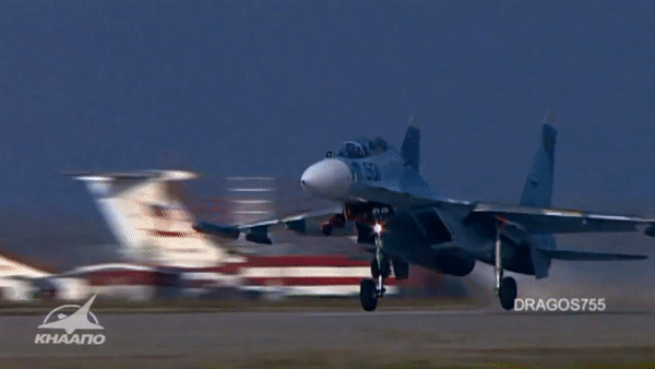 Su-27 có gì mà lọt top những chiến đấu cơ nguy hiểm nhất thế giới? - Ảnh 25.