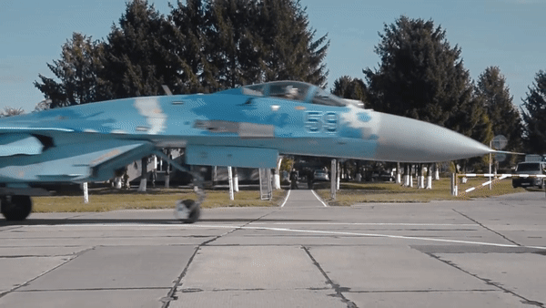 Su-27 có gì mà lọt top những chiến đấu cơ nguy hiểm nhất thế giới? - Ảnh 6.