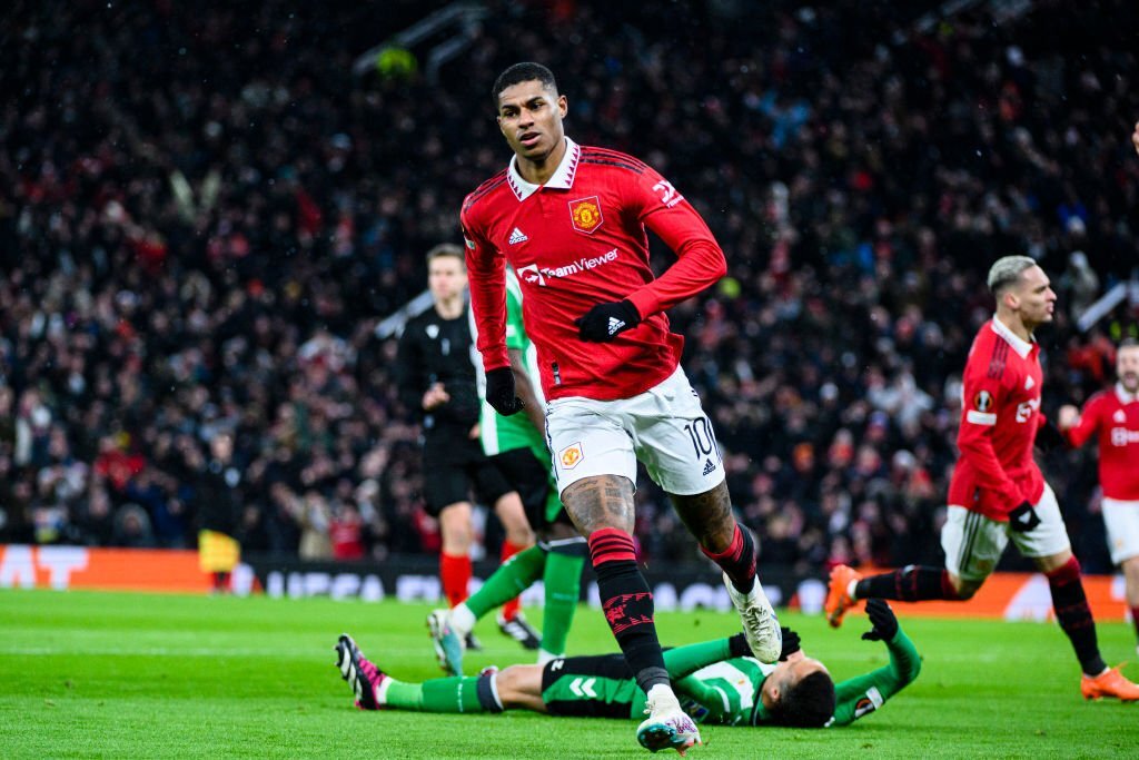 Lập siêu phẩm, Rashford đi vào lịch sử M.U và bóng đá Anh - Ảnh 1.