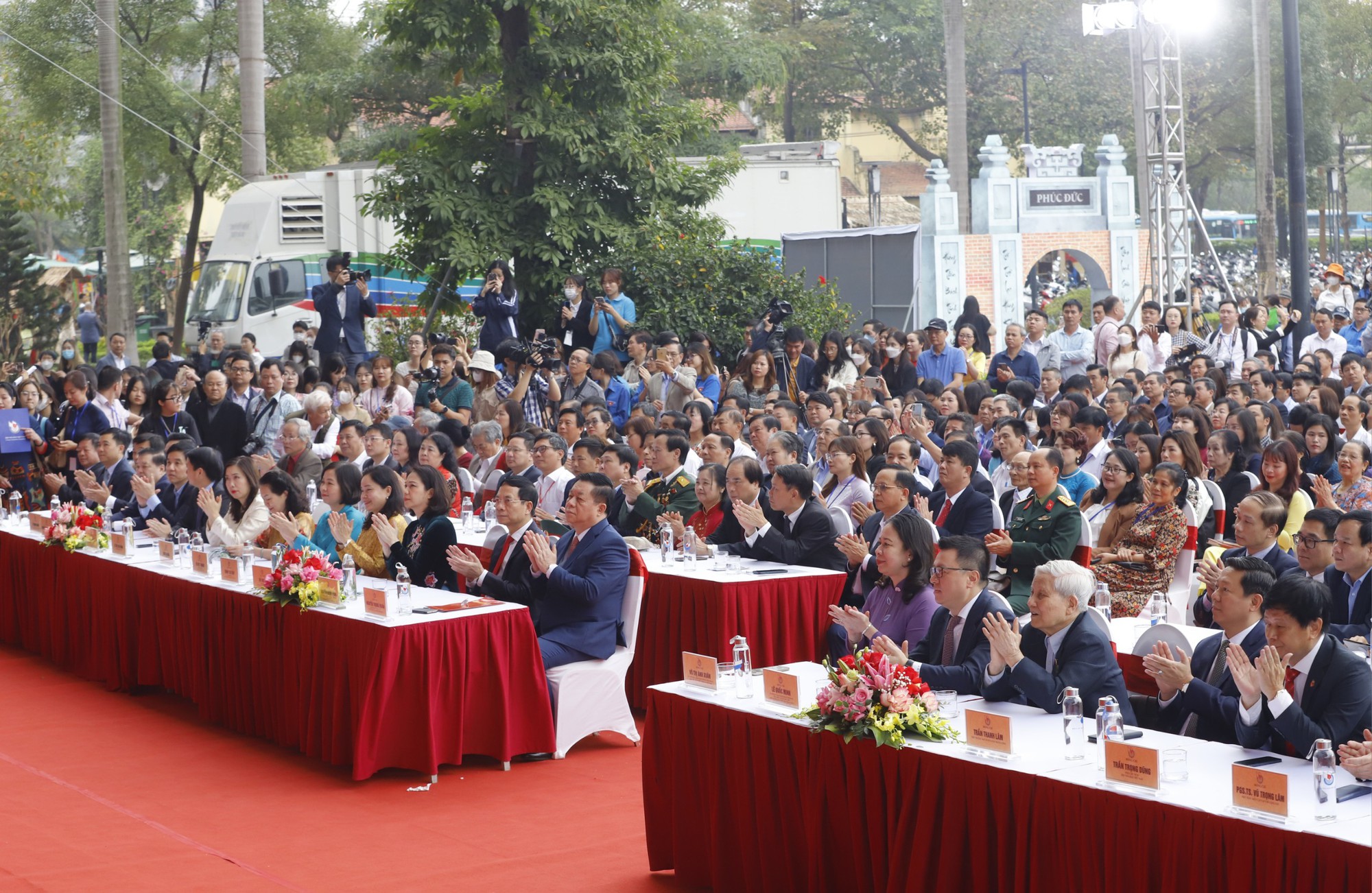 Lãnh đạo Đảng, Nhà nước dự lễ khai mạc Hội Báo toàn quốc 2023 - Ảnh 5.