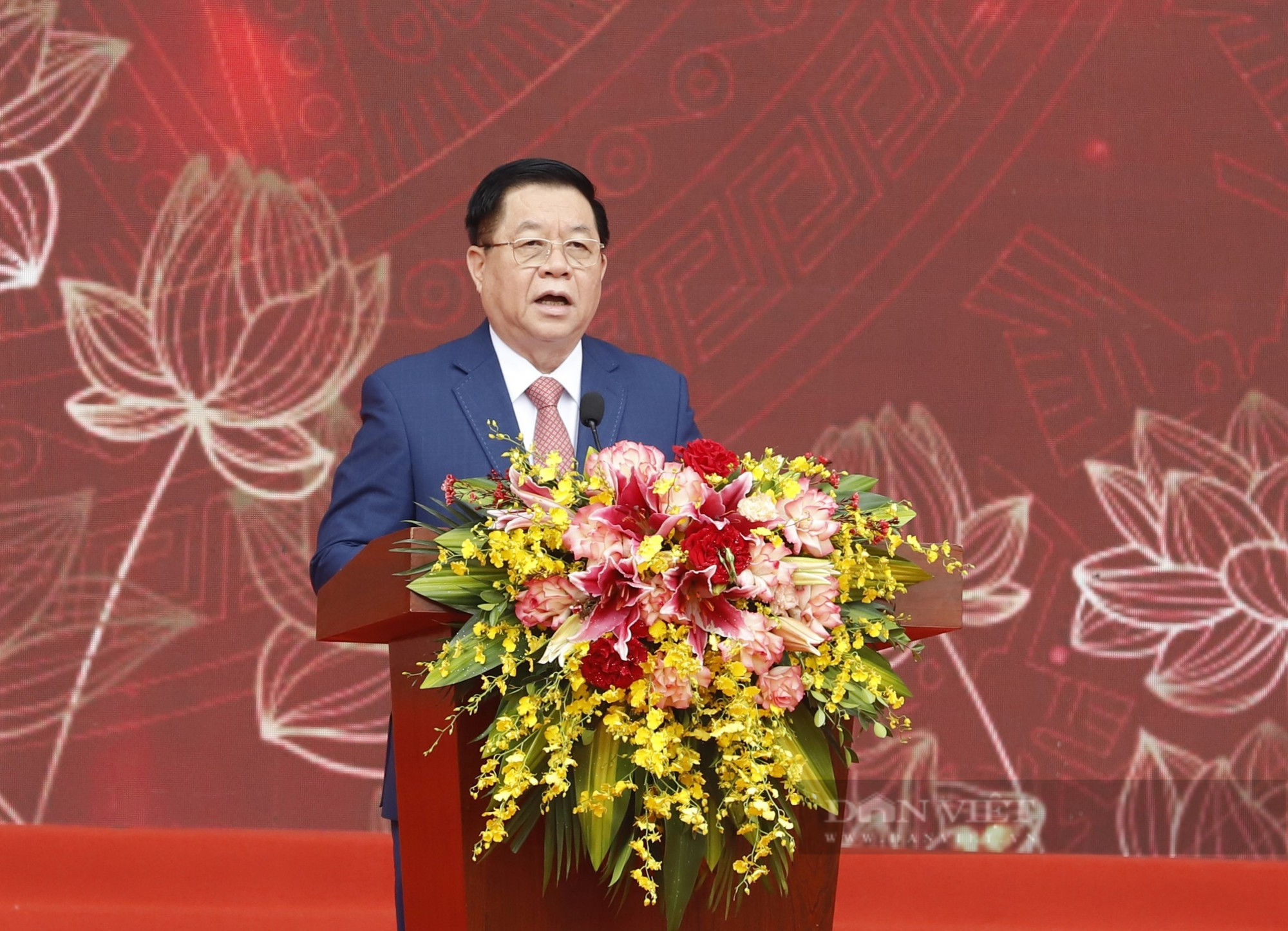 Lãnh đạo Đảng, Nhà nước thăm gian trưng bày Báo NTNN/Dân Việt tại Hội báo 2023 - Ảnh 2.