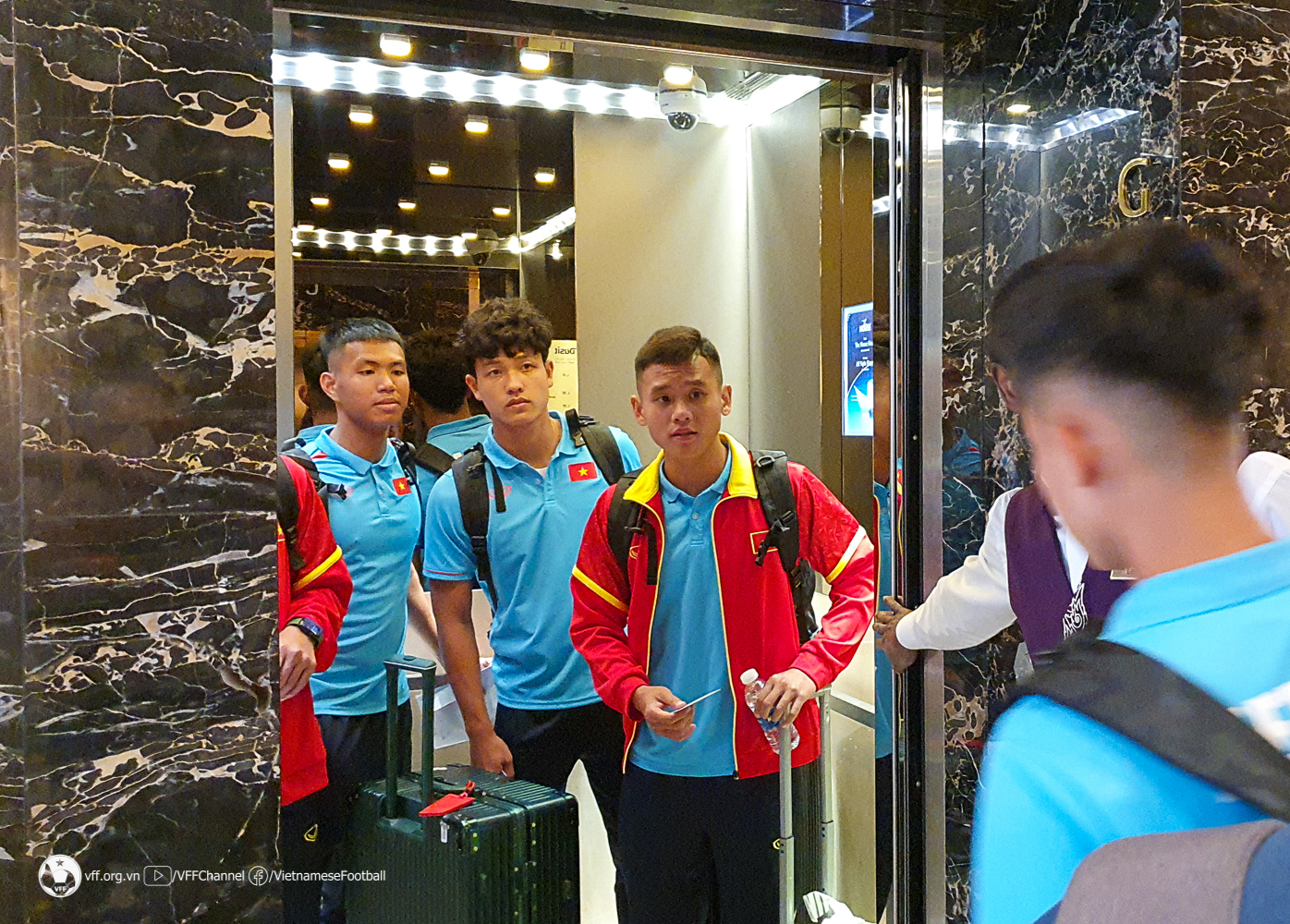 U23 Việt Nam được đón tiếp chu đáo tại Qatar - Ảnh 5.