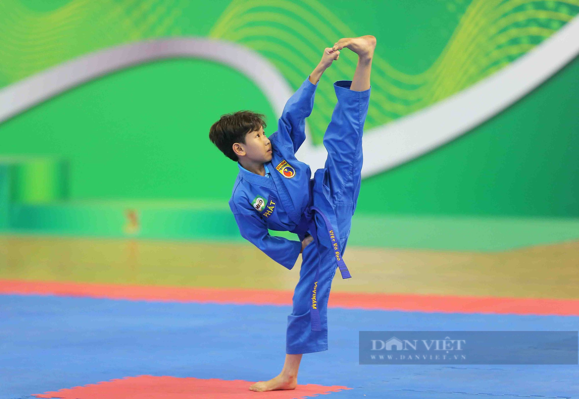 Kỷ lục gần 2.000 võ sinh tranh tài Giải Vovinam học sinh TP.HCM 2023 - Ảnh 3.