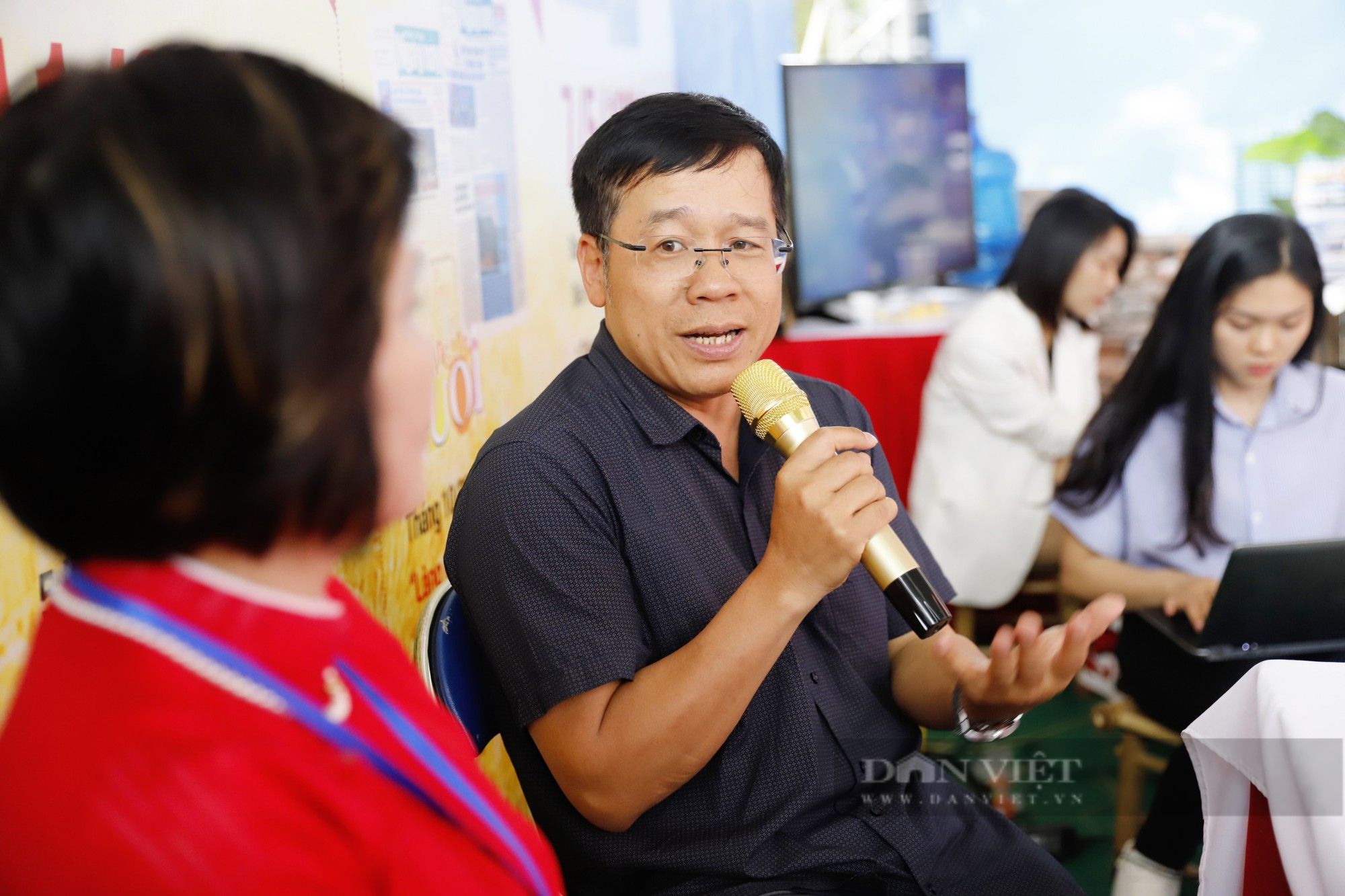 Giới trẻ hào hứng học nghề qua Talkshow “Báo chí kiến tạo” do báo NTNN/Dân Việt tổ chức - Ảnh 6.