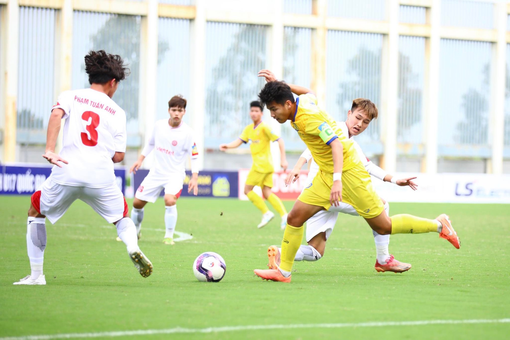 U17 Viettel giành chiến thắng nghẹt thở trước U17 SLNA   - Ảnh 6.