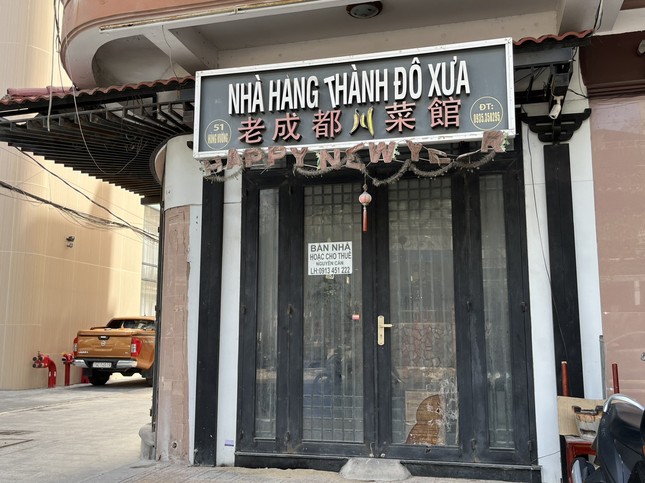 Phố Tây Nha Trang 'cửa đóng, then cài' vì vắng khách Trung Quốc - Ảnh 3.