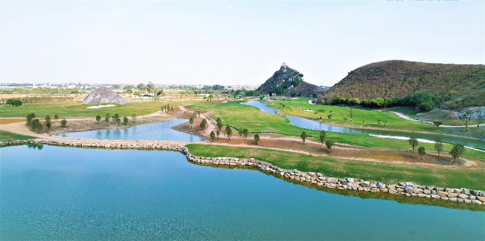 Ưu đãi hấp dẫn chưa từng có nhân dịp khai trương sân BRG Rose Canyon Golf Resort - Ảnh 3.