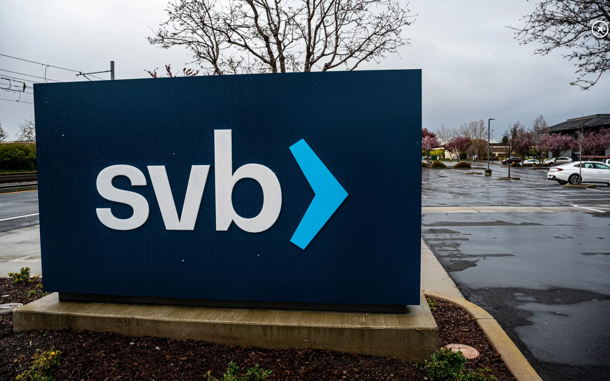 "Câu chuyện của Ngân hàng SVB và Credit Suisse cuối cùng sẽ có lợi cho Việt Nam"
