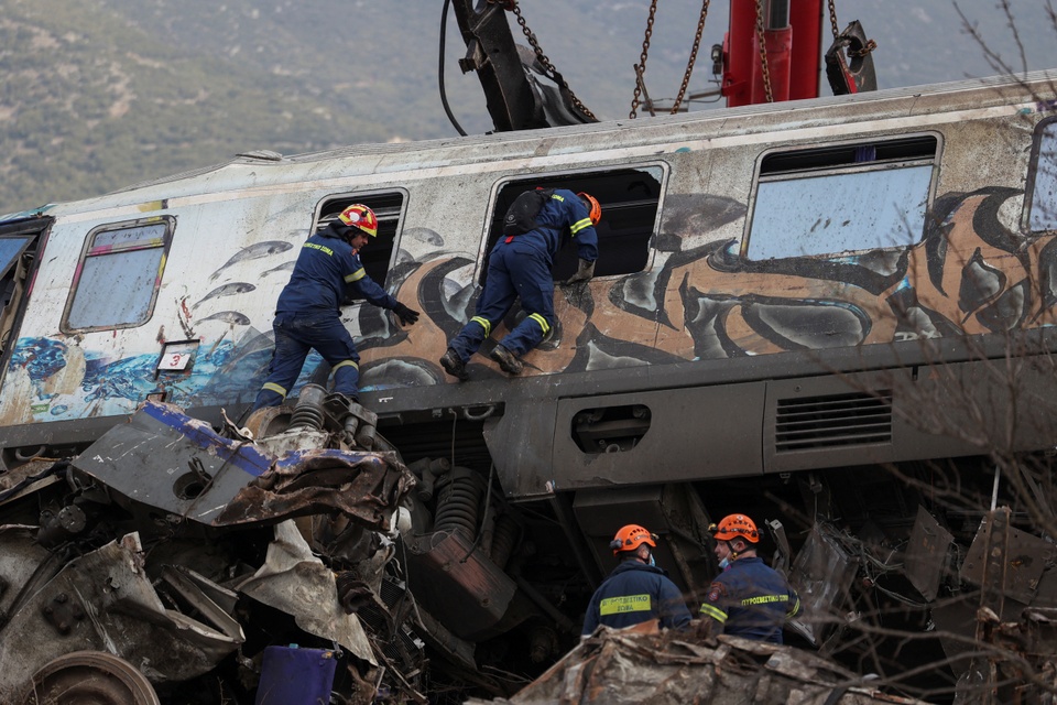 Hy Lạp bắt giữ quan chức đường sắt sau thảm kịch tàu hỏa - Ảnh 1.
