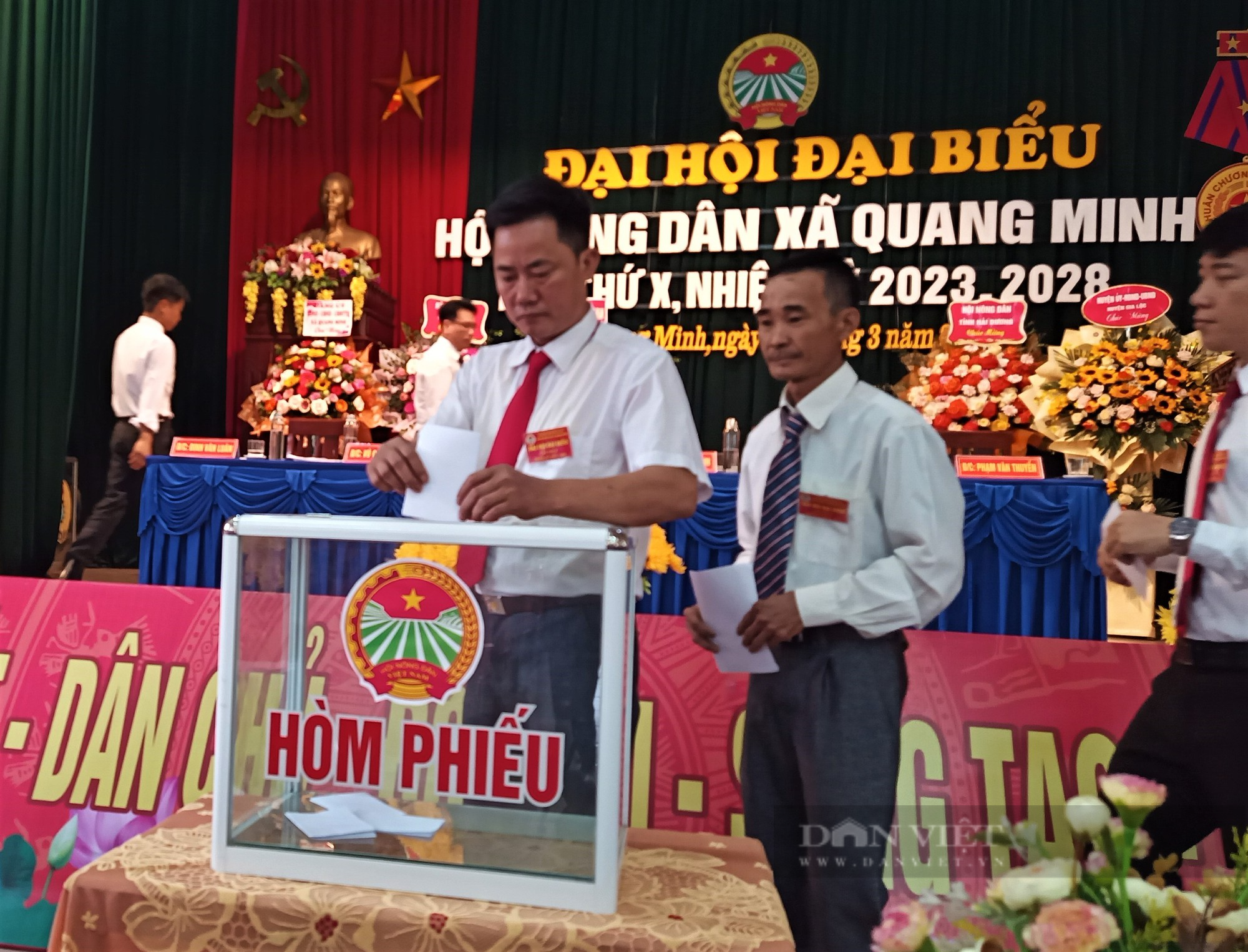 Phó Chủ tịch Thường trực Trung ương Hội Nông dân Việt Nam dự Đại hội nông dân một xã của tỉnh Hải Dương - Ảnh 8.