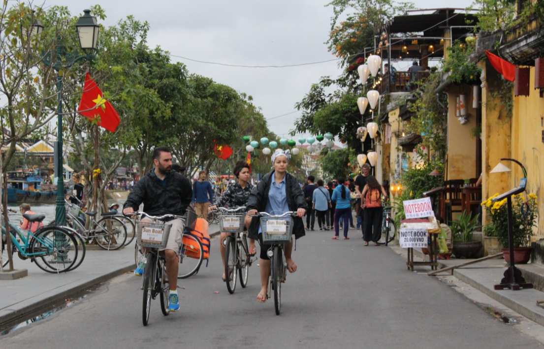 Báo Tây giới thiệu 10 nơi đẹp nhất Việt Nam, bất ngờ 1 tỉnh có 2 điểm đến được lăng xê - Ảnh 9.
