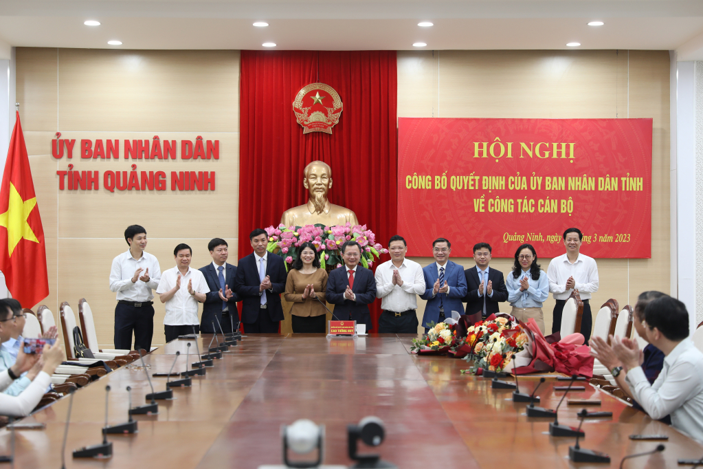 Phó Chủ tịch Hội Nông dân tỉnh Quảng Ninh làm Phó Chủ tịch UBND TX.Đông Triều - Ảnh 1.